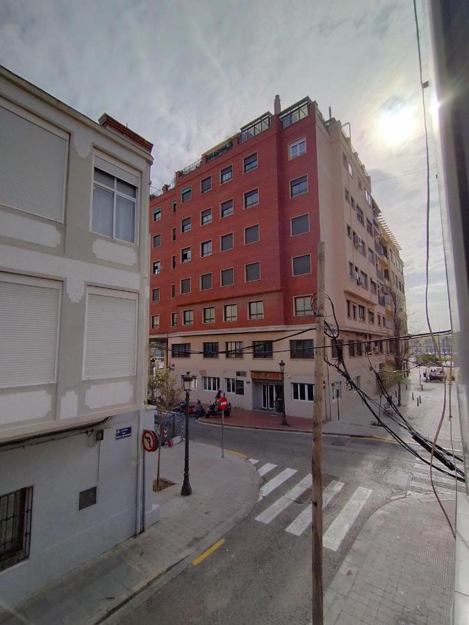Cabanal Port Marina Valencia Exterior foto